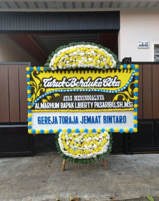 Papan Bunga Duka di Krayan Tengah